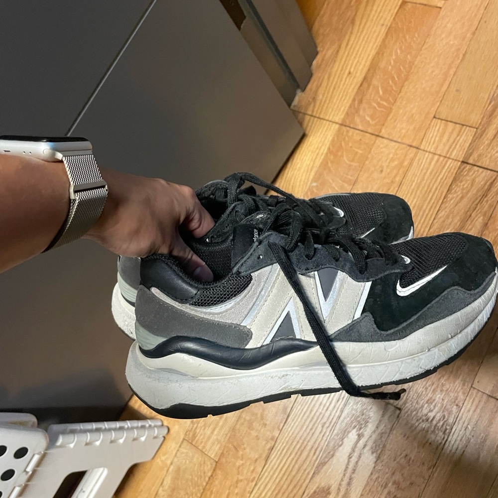 Figs Black and Gray Women's Sneakers